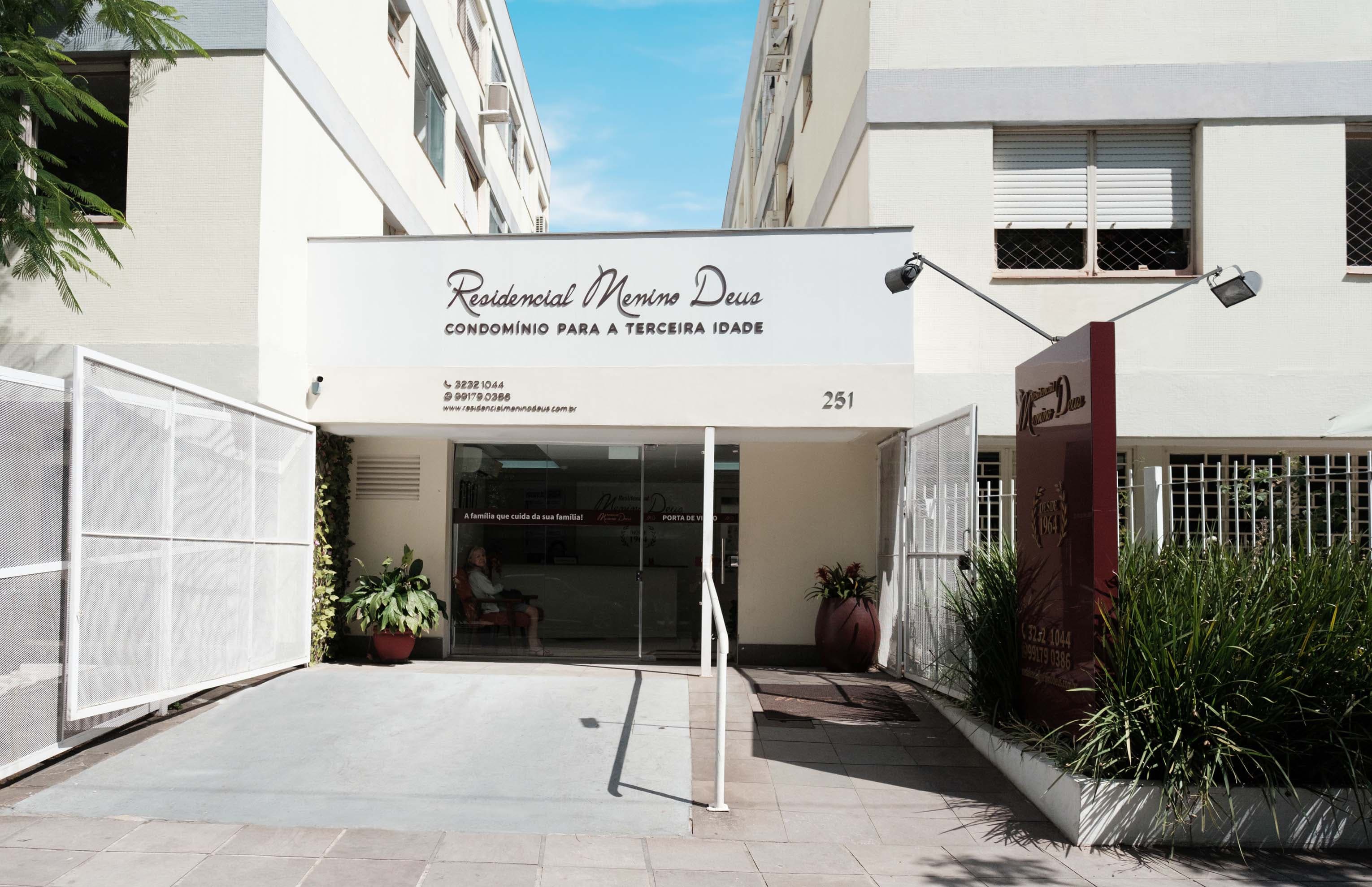 Fachada de Residencial Menino Deus Porto Alegre em Porto Alegre